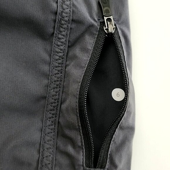 Lululemon Tracker Athletic Running Shorts Snowy Owl Grey Lined 4" Inseam Size 6 - Picture 6 of 11